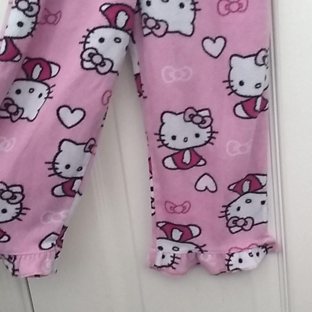FINAL MARKDOWN Hello Kitty Ruffle Bottom Sleep Slacks 2T - Picture 2 of 7